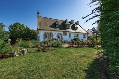 Maison - 182 m² - 9 pièces