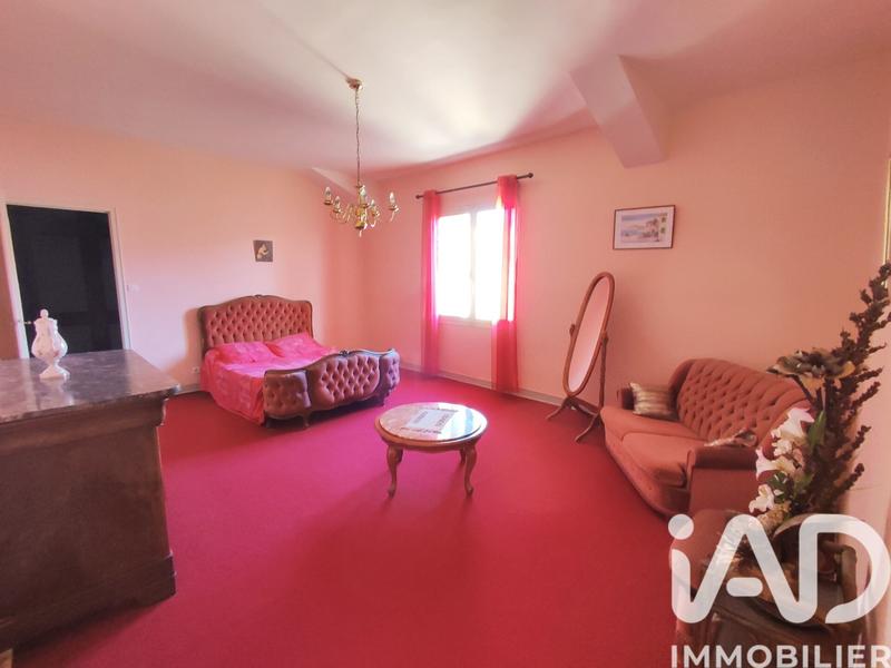 Maison de ville - 285 m² - 9 pièces