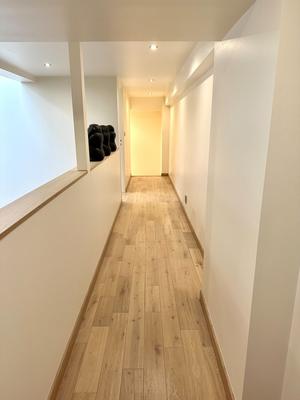 Appartement - 300 m² - 8 pièces