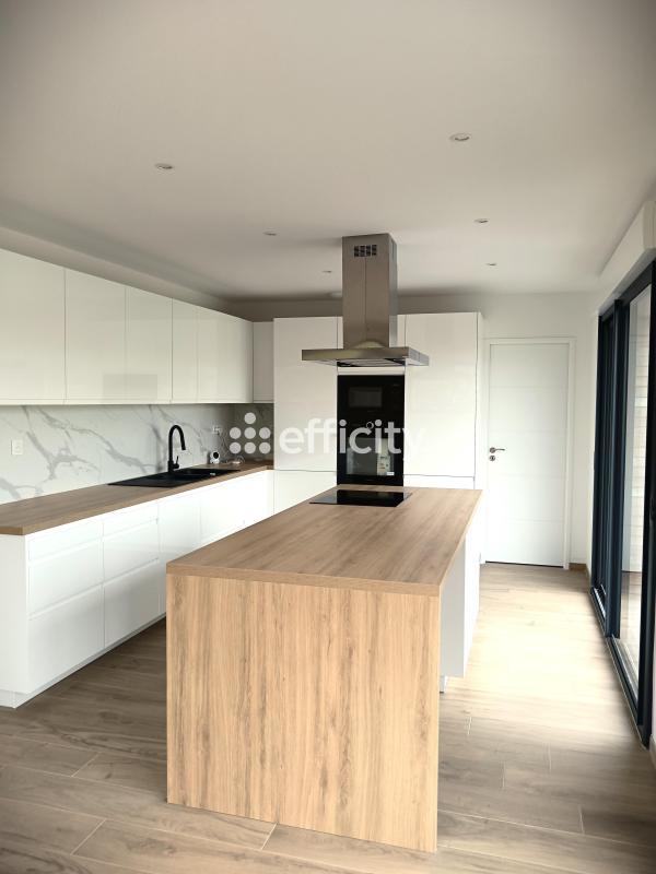 Maison - 140 m² - 6 pièces