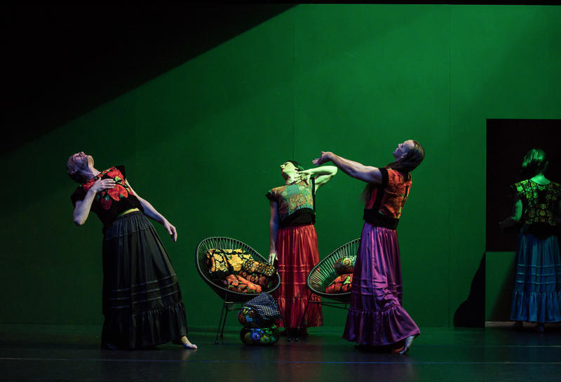 Spectacle - Sous les fleurs