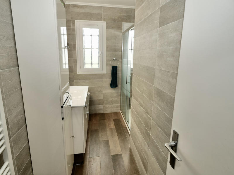 Maison - 130 m² - 8 pièces