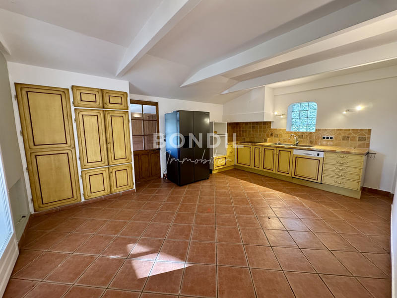 Maison - 160 m² - 5 pièces