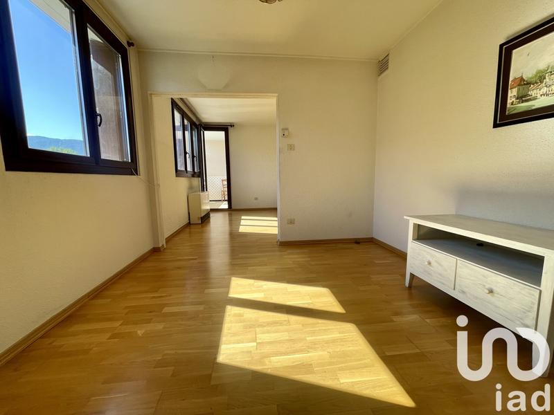 Appartement - 75 m² - 3 pièces