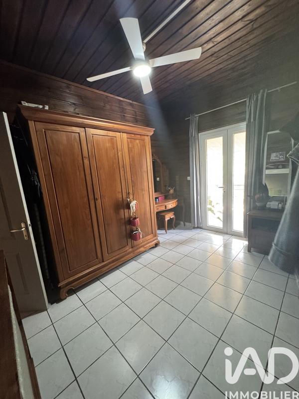 Maison - 251 m² - 7 pièces