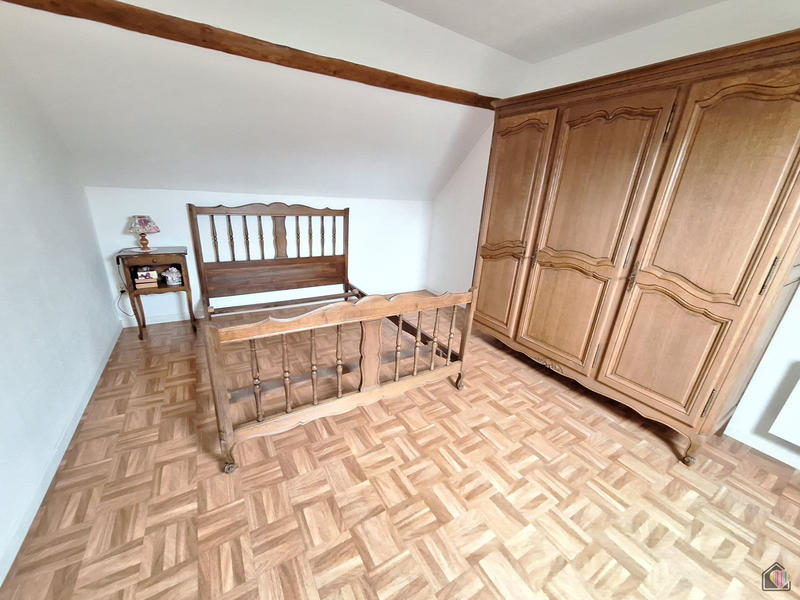 Maison - 81 m² - 5 pièces