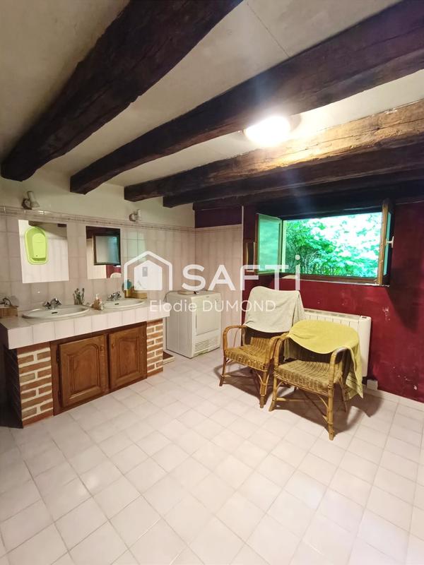 Maison - 261 m² - 8 pièces