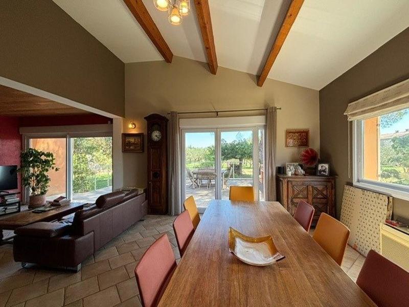 Maison - 204 m² - 7 pièces