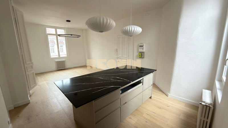 Appartement - 84 m² - 3 pièces