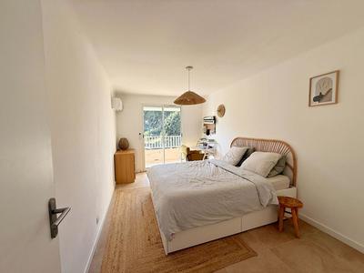 Appartement - 75 m² - 4 pièces