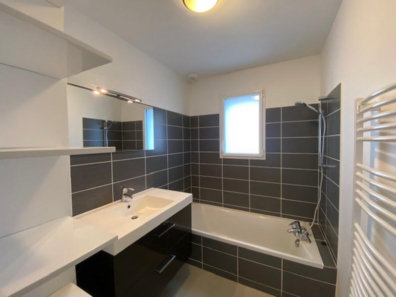 Maison - 102 m² - 4 pièces