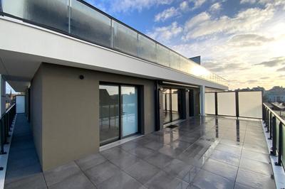 Appartement - 85 m² - 4 pièces