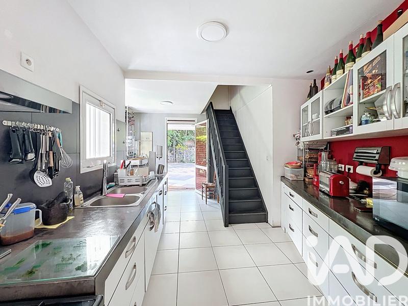 Maison - 252 m² - 6 pièces