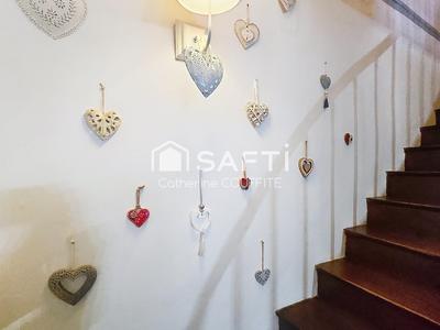 Maison - 140 m² - 6 pièces