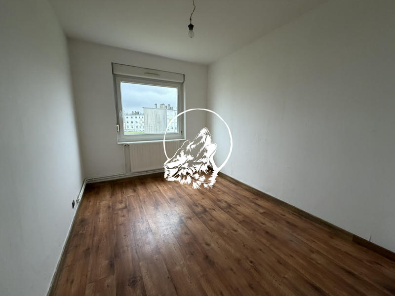 Appartement - 85 m² - 5 pièces