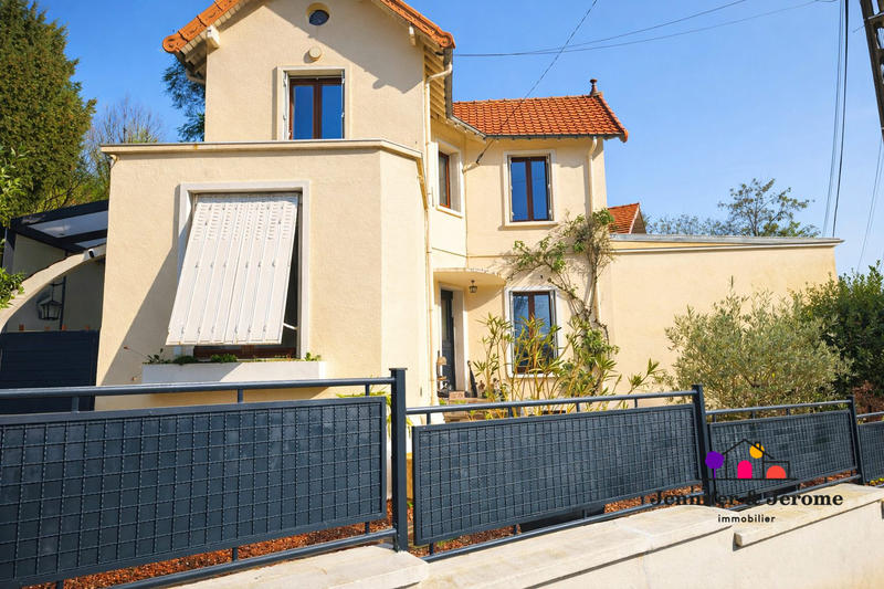 Maison ancienne - 128 m² - 6 pièces