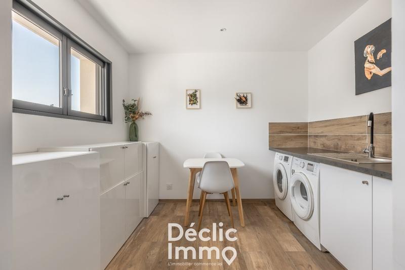 Maison - 162 m² - 7 pièces