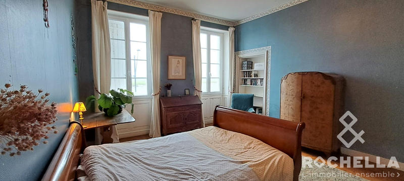 Maison ancienne - 320 m² - 10 pièces