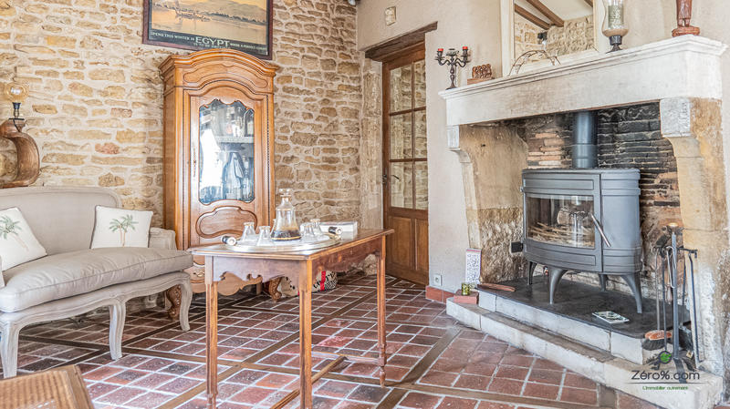 Maison - 320 m² - 9 pièces