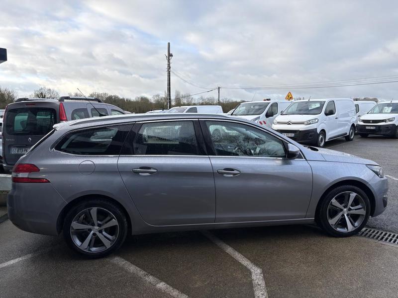 Peugeot 308 1.2l 130 Cv Allure Bvm 6 - Attelage Bioethanol Feux Led