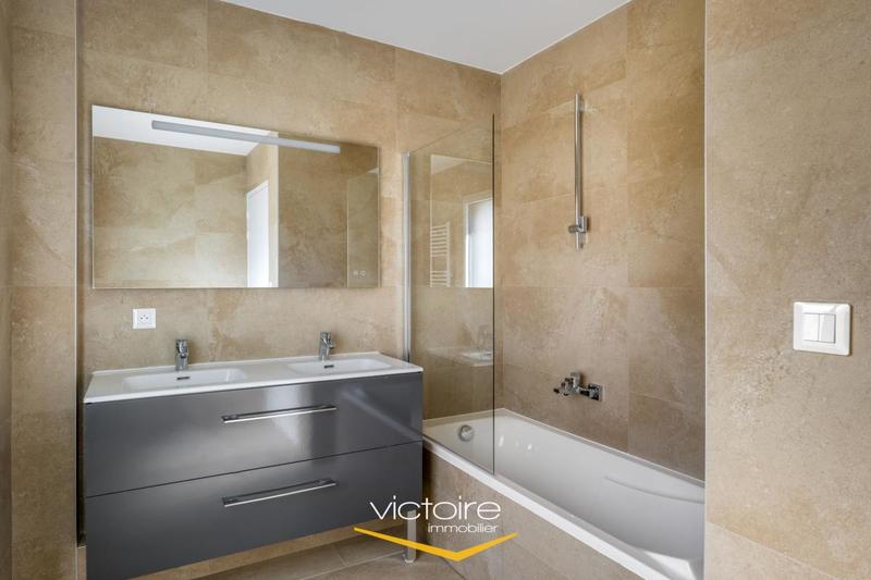 Appartement - 124 m² - 5 pièces