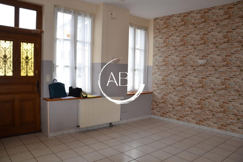Maison - 88 m² - 5 pièces