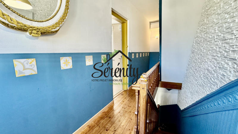 Maison ancienne - 195 m² - 10 pièces