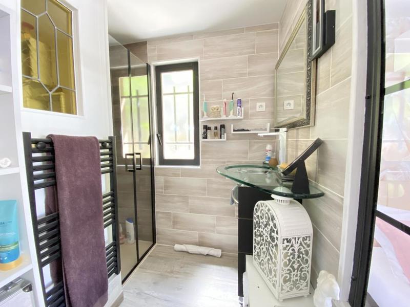 Villa - 80 m² - 4 pièces