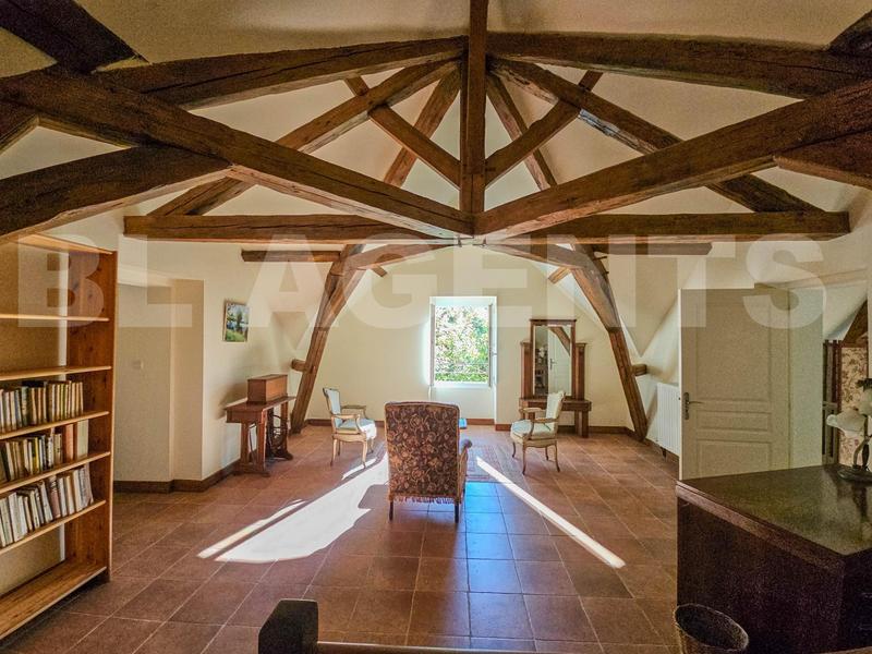 Maison bourgeoise - 142 m² - 6 pièces