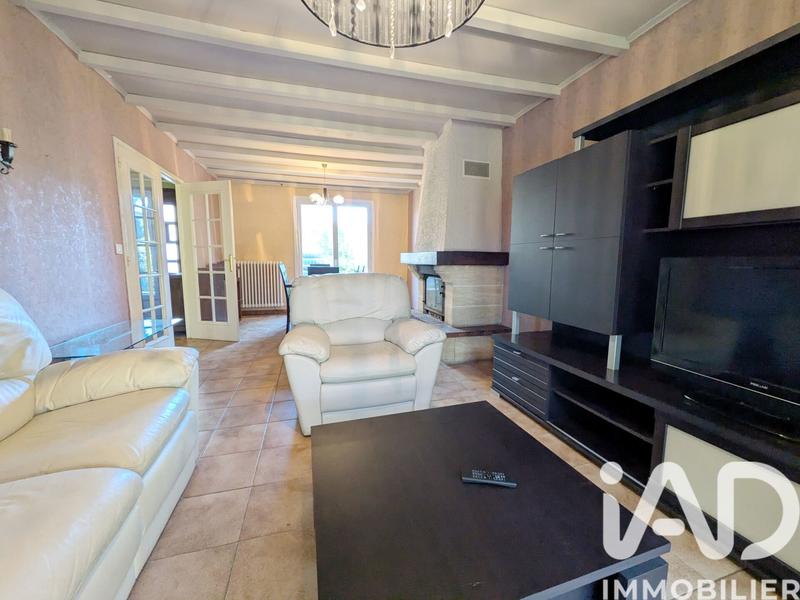 Maison - 93 m² - 5 pièces