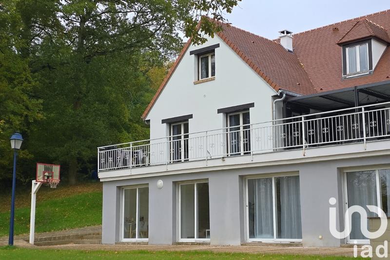 Maison - 320 m² - 10 pièces