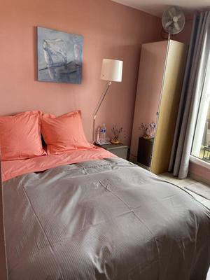 Chambre - 90 m² - 3 pièces