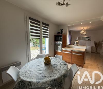 Maison - 121 m² - 7 pièces