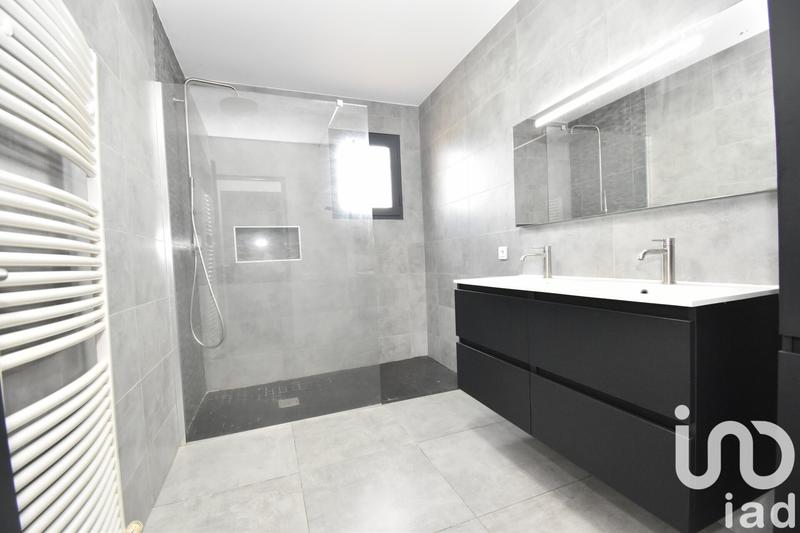 Maison - 145 m² - 6 pièces