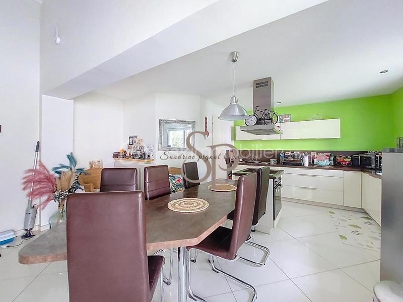 Maison - 116 m² - 4 pièces