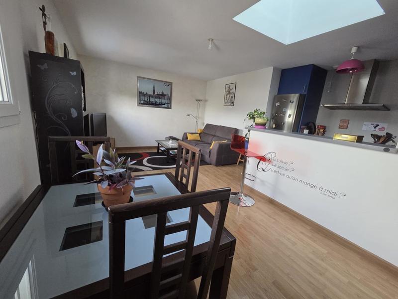 Appartement - 60 m² - 3 pièces