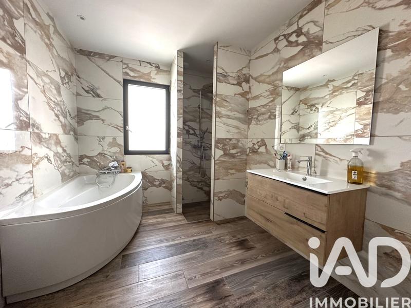 Maison - 150 m² - 6 pièces