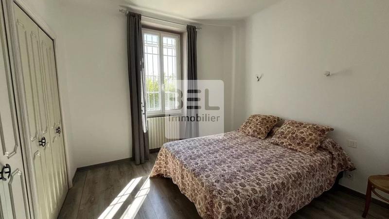 Maison bourgeoise - 181 m² - 8 pièces