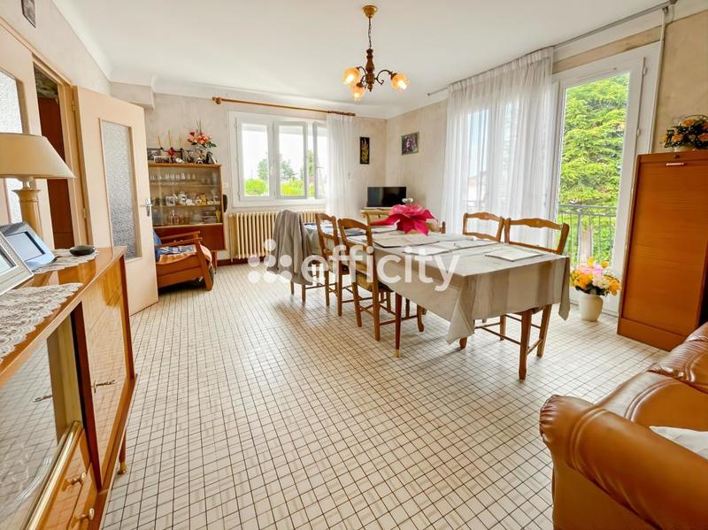 Maison - 107 m² - 5 pièces