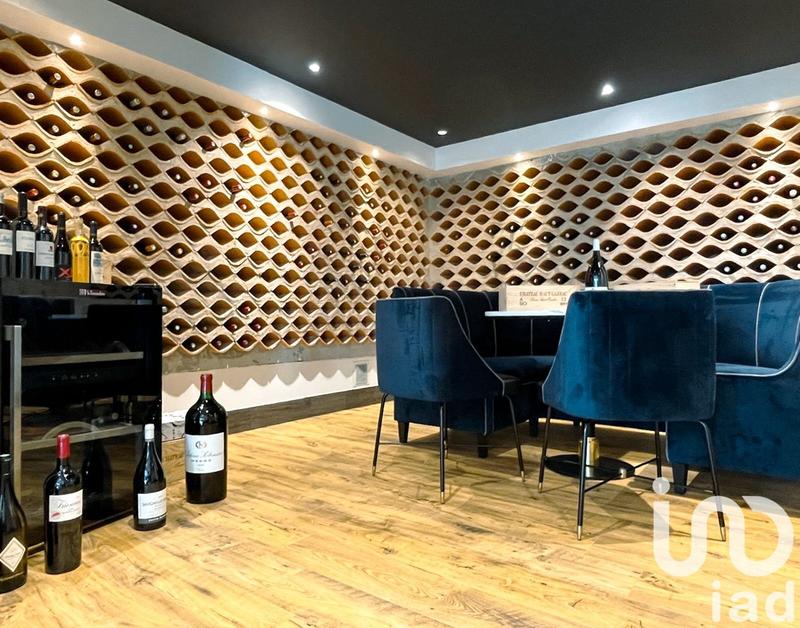 Maison - 590 m² - 11 pièces