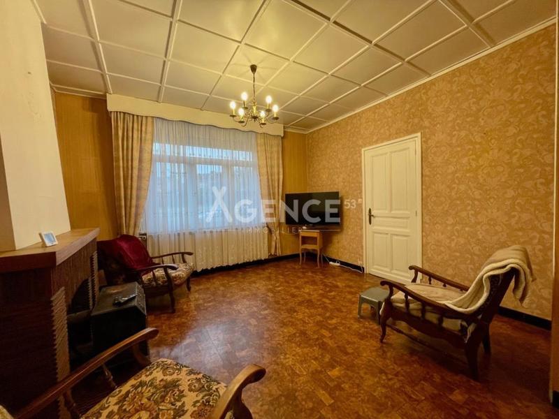 Maison - 93 m² - 5 pièces