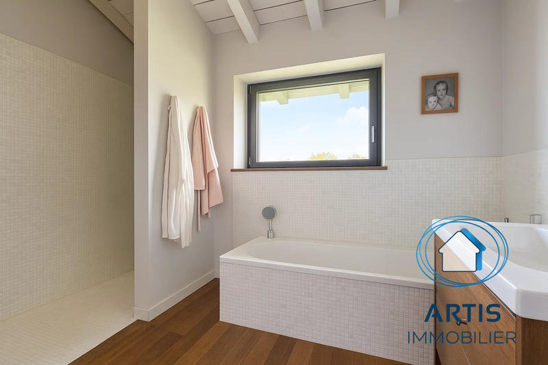 Maison contemporaine - 179 m² - 5 pièces