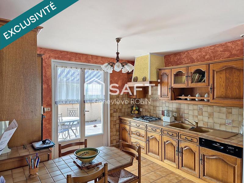 Maison - 96 m² - 4 pièces