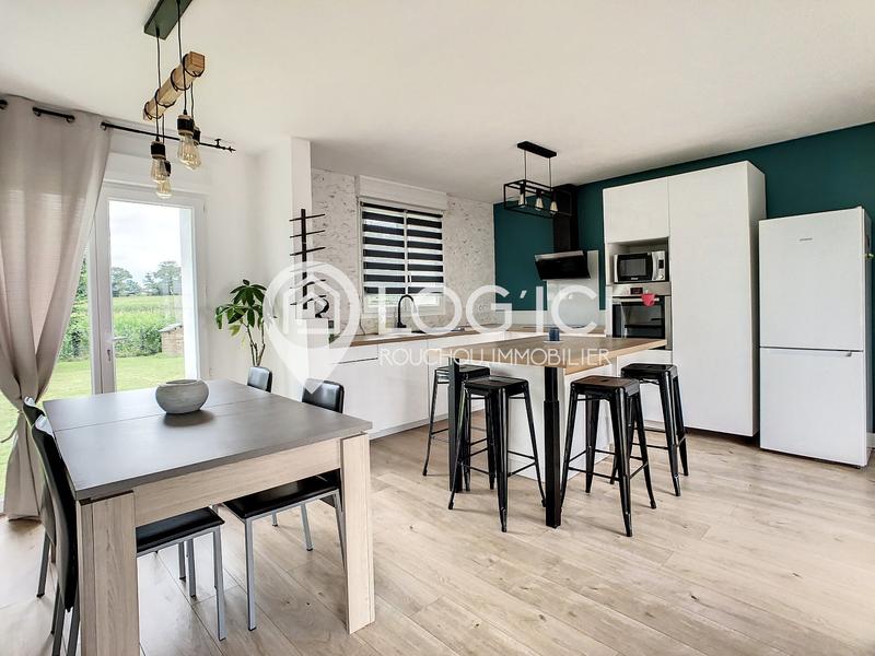 Maison - 104 m² - 4 pièces