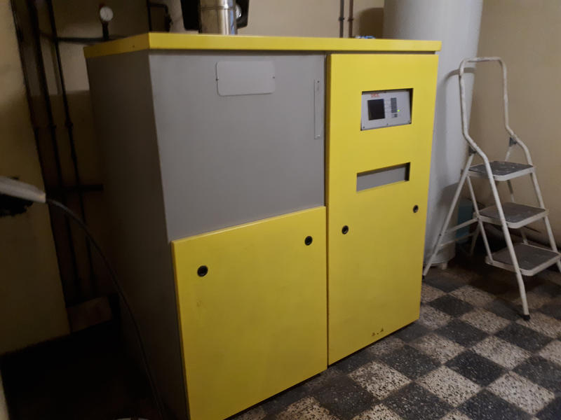 Maison - 247 m² - 7 pièces