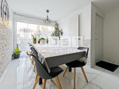 Maison - 105 m² - 7 pièces