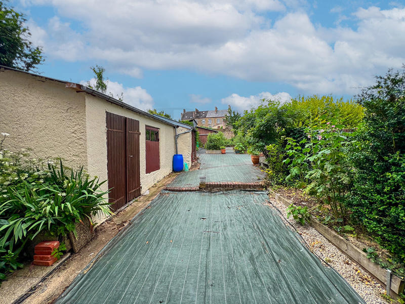 Maison - 161 m² - 7 pièces