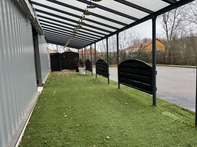 Local commercial - 301 m² - 2 pièces