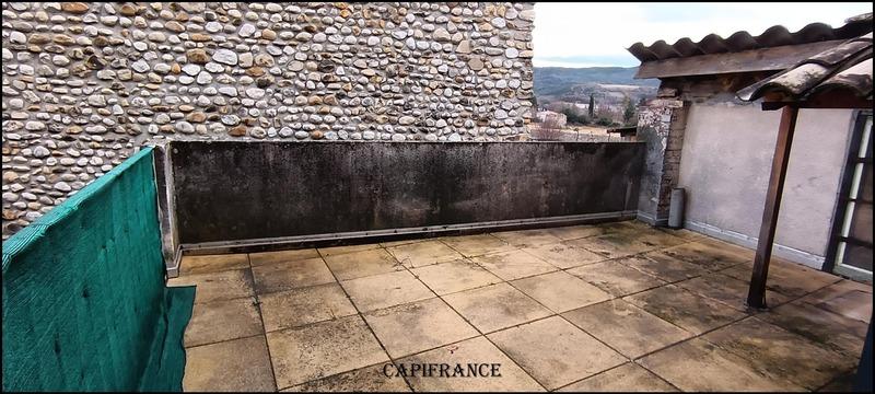 Maison de village - 200 m² - 9 pièces