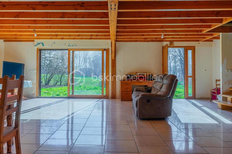 Maison - 111 m² - 6 pièces